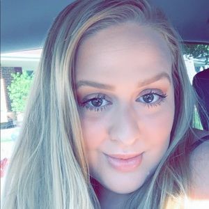 Meet your Posher, Madi